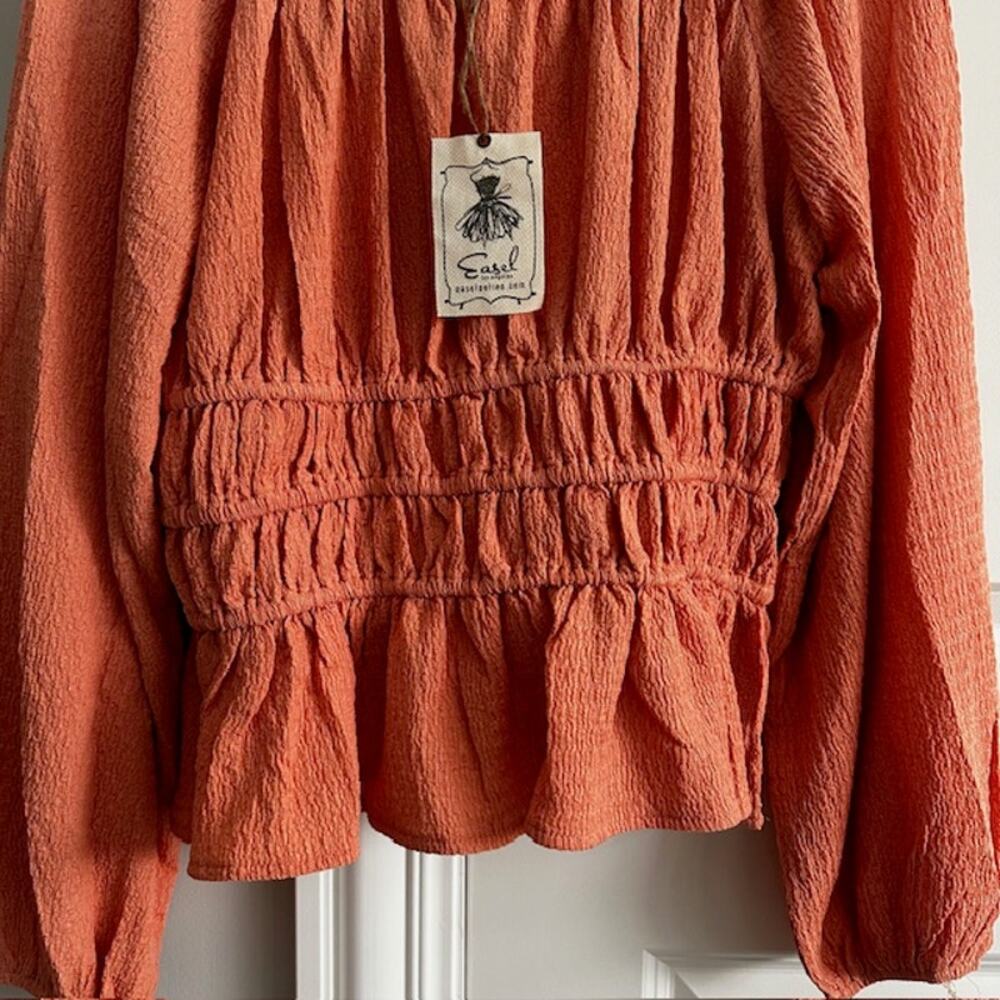 Easel NWT Coral Gauze Textured Boho Top Medium - Picture 4 of 9